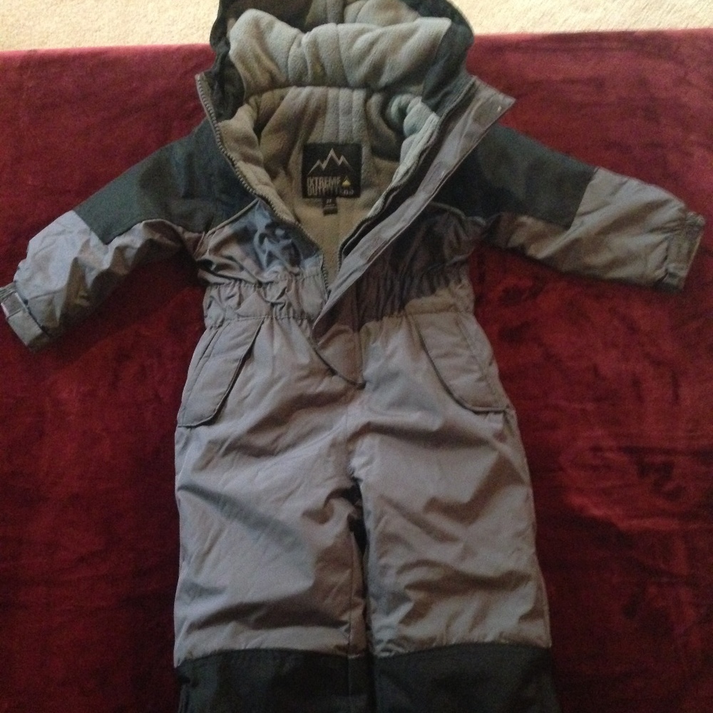 2T Boys Full Body Snow Suit